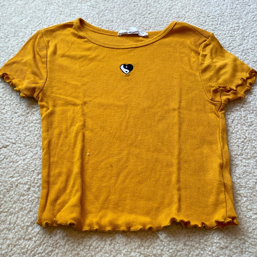 XS lettuce edge baby tee